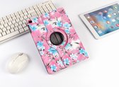 P.C.K. Boekhoesje/Bookcover/Case draaibaar hoesje roze met blauwe bloemen print geschikt voor Apple iPad AIR/AIR2/2017/2018 MET GLASFOLIE/TEMPEREDD GLASS