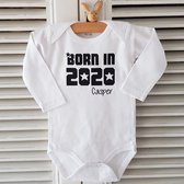 Baby Rompertje unisex Born in 2020 | Lange mouw | wit naam| maat 50/56