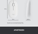Afmetingen van een witte, ovale Logitech muis: 107 mm lengte, 59 mm breedte, 26,5 mm dikte.