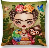 Kussenhoes Frida Kahlo. Mooie grappige kussensloop Frida. Sierkussenhoes / sier kussenhoes  Kussenhoes – dame met papegaai, aap, bloemen, vogel en vlinder. Mexicaanse thema kussenhoes. 45x45