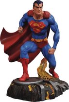 Diamond Direct DC comics Gallery: Superman Comic PVC statue