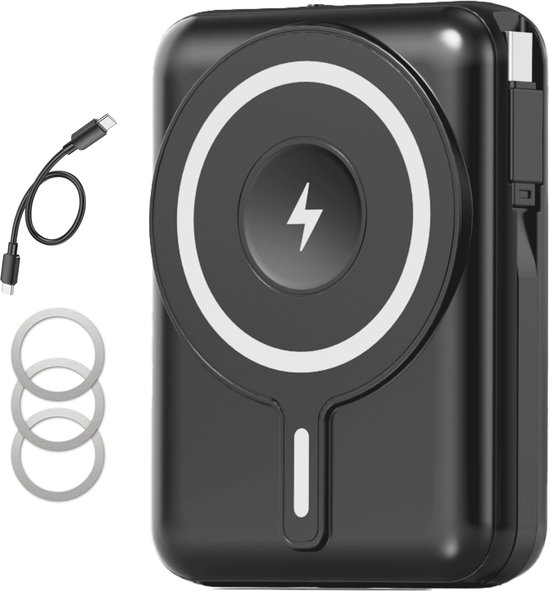 Zwarte powerbank met magsafe oplaadpunt, een usb-c kabel en drie metalen ringen.