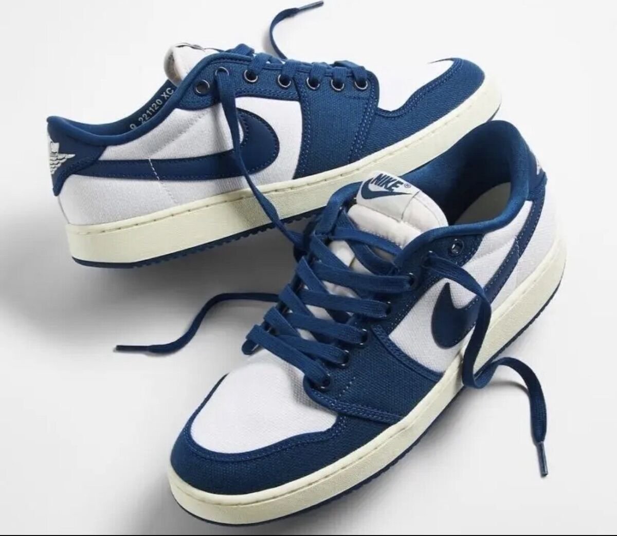 Jordan 1 AJKO Kentucky Blauw