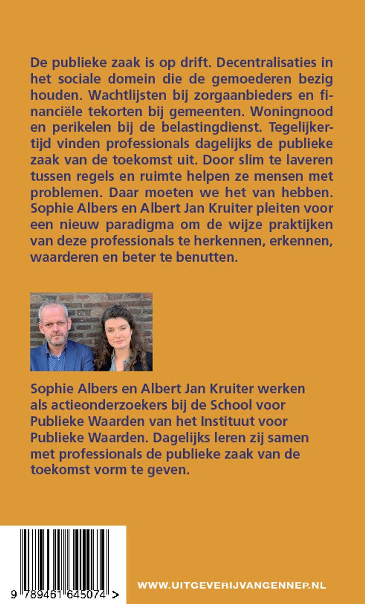 Achterkant boek met portret van Sophie Albers en Albert Jan Kruiter.