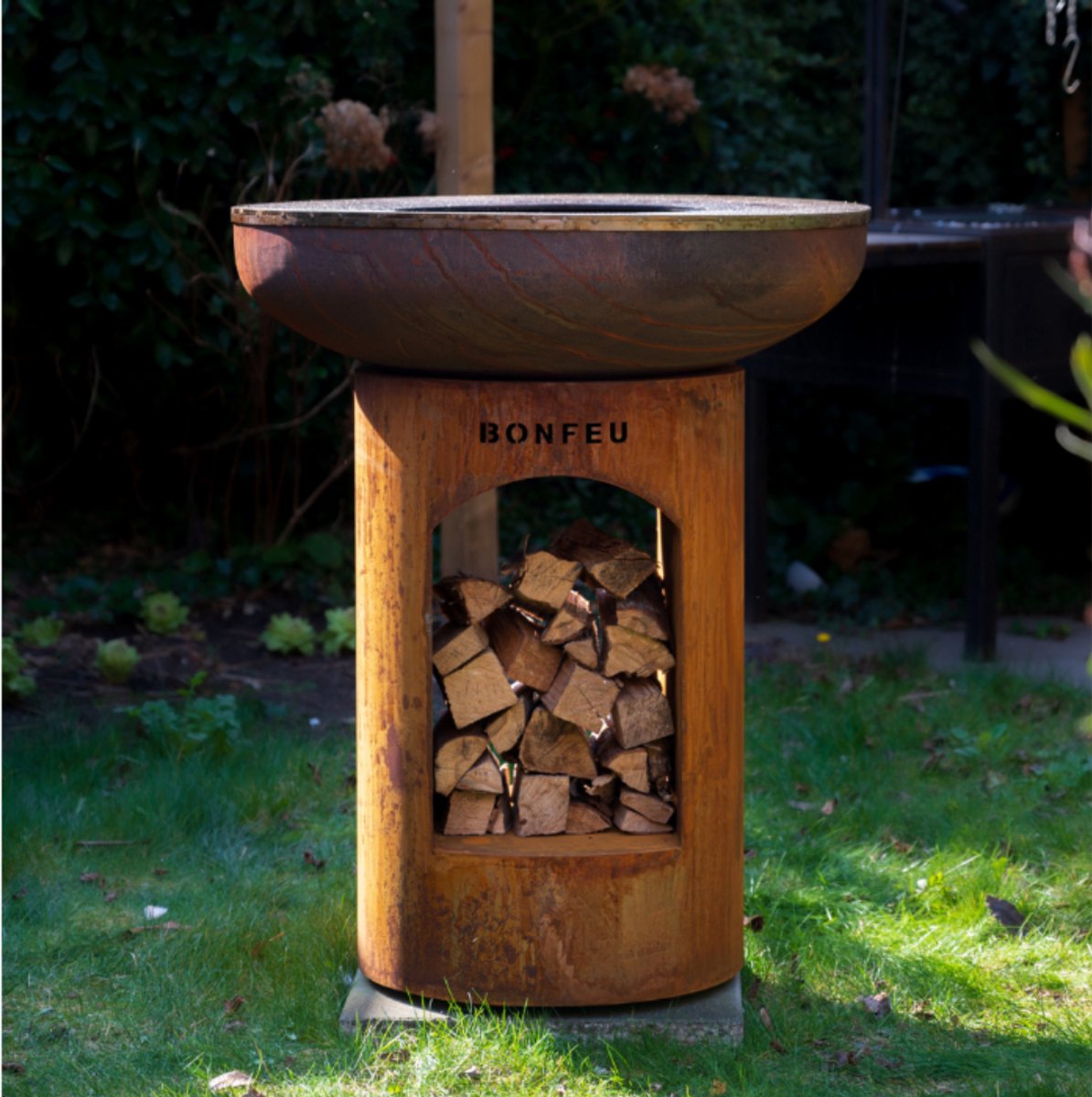 BonFeu BonBiza XL Open Vuurschaal 100 cm - Met Plancha en Houtopslag