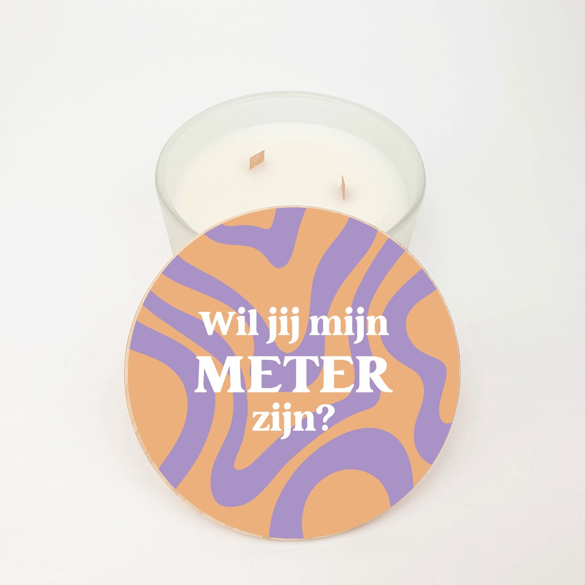 Geurkaars XL - GROOT - 3 houten wieken - Meter vragen - Wil je mijn meter zijn - Meter vragen cadeau - Groovy orange label design