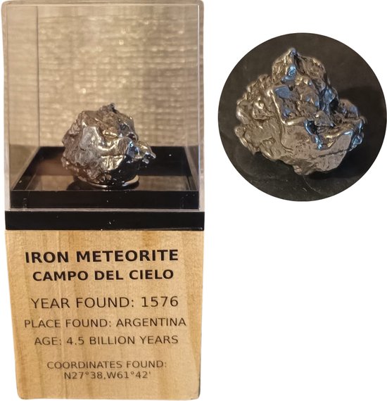 Foto: Greatgift campo del cielo meteoriet ijzermeteoriet op houten display gevonden in 1576 4 5 miljard jaar oud cadeau voor verzamelaars ruimtefans