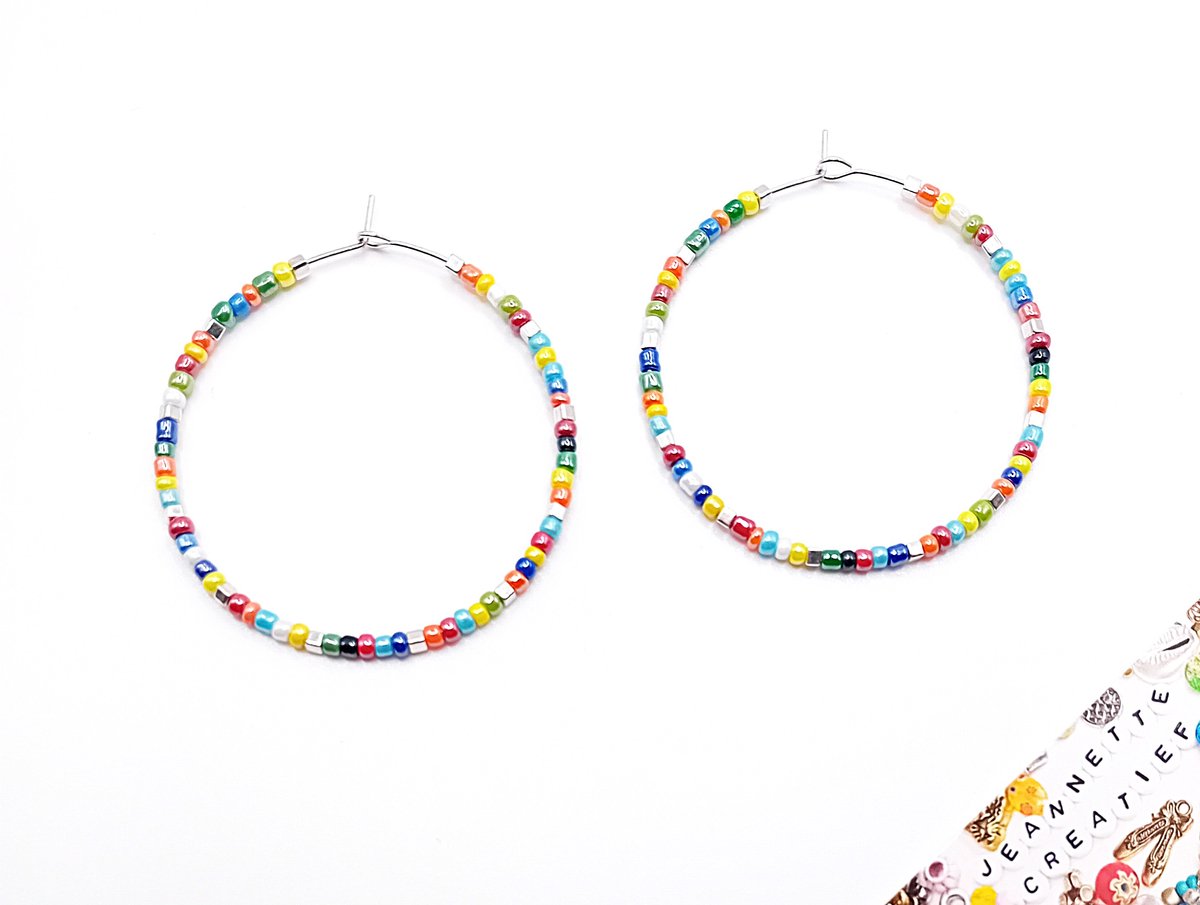 Jeannette-Creatief® - Beach - Folklore 01 - Zilveren oorringen - silverplated vierkante zilveren kraaltjes - colormix rocailles - oorbellen - dames oorbellen - Zomer - Ibiza - Beach - Festival - Hippie - Bohemien - Oorringen - Summer - Festival