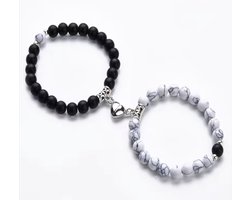 Akyol - koppel armband -valentijn voor hem en haar-vriendschapsarmband- Liefdes Cadeau-Romantisch-Cadeau voor je vrouw of vriendin - Mannen Cadeautjes – vrouwen cadeautjes – magneten – witte armband-liefdes armband-hartje-hartjes armband