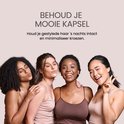 Vier vrouwen met verschillende haartypes en huidskleuren, die hun kapsel tonen. Tekst: 'Behoud je mooie kapsel'.