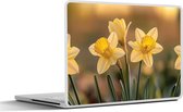 Laptop sticker - 10.1 inch - Bloemen - Geel - Wazig - 25x18cm - Laptopstickers - Laptop skin - Cover