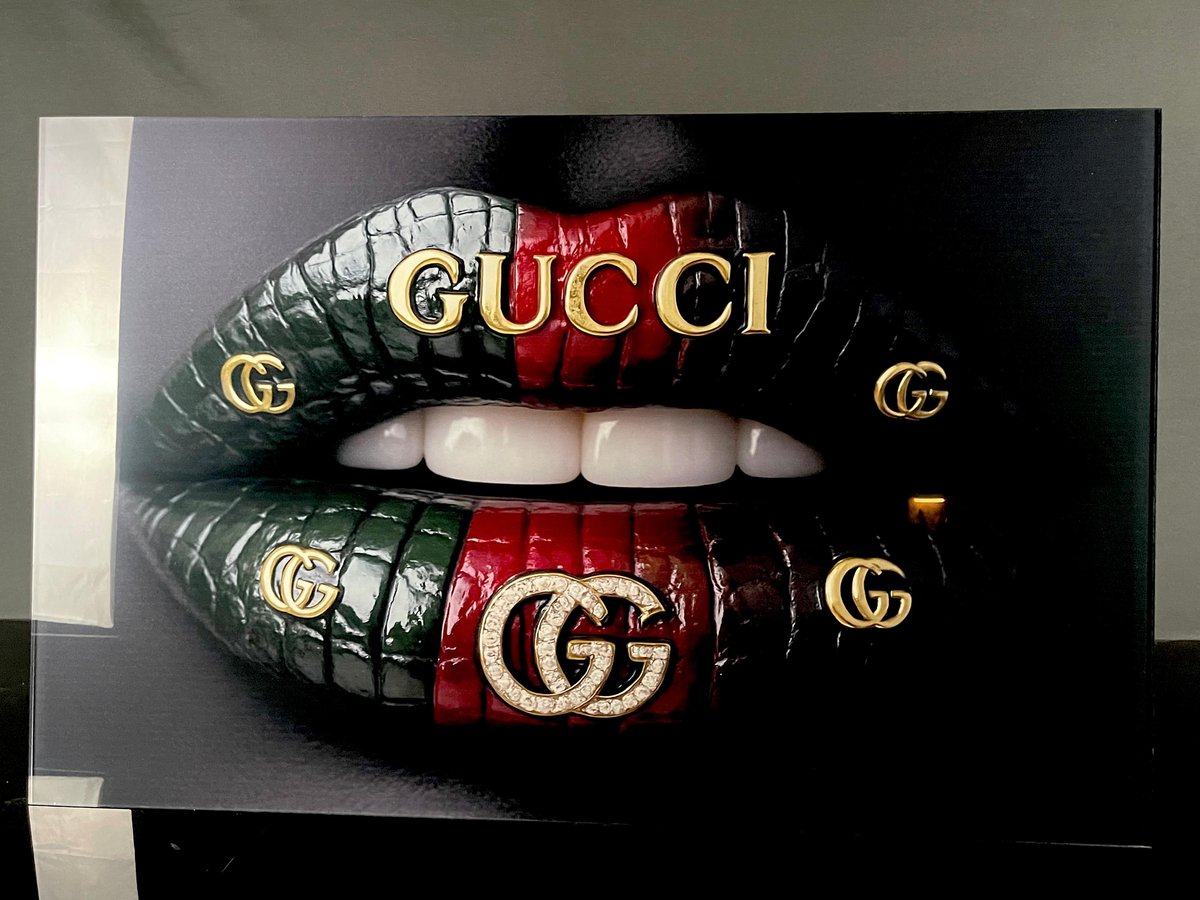 Gucci Lip schilderij op plexiglas 90x60cm