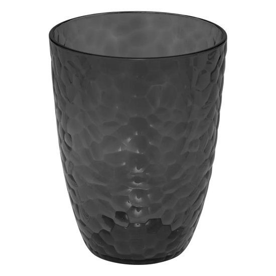 Grijs transparant kunststof drinkglas met gehamerd patroon.