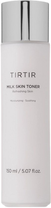 Witte TIRTIR Milk Skin Toner fles met zilveren dop. Tekst: "MILK SKIN TONER Refreshing Skin Moisturizing · Soothing 150 ml / 5.07 fl.oz."