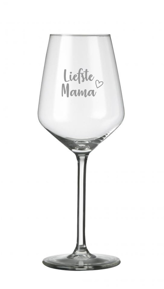 Wijnglas met gravering - Moederdag - Cadeau voor Moederdag - mama is de allerliefste - gravering - zandstralen - wijnglas - glazen product - uniek cadeau