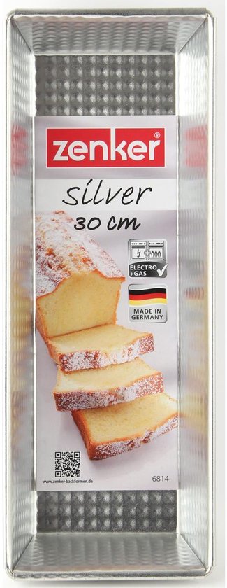 Een gevarieerd lot van 6 vaasjes in diverse materialen waaronder koper