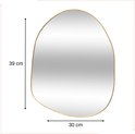 Gouden spiegel in organische vorm, 39cm hoog en 30cm breed.