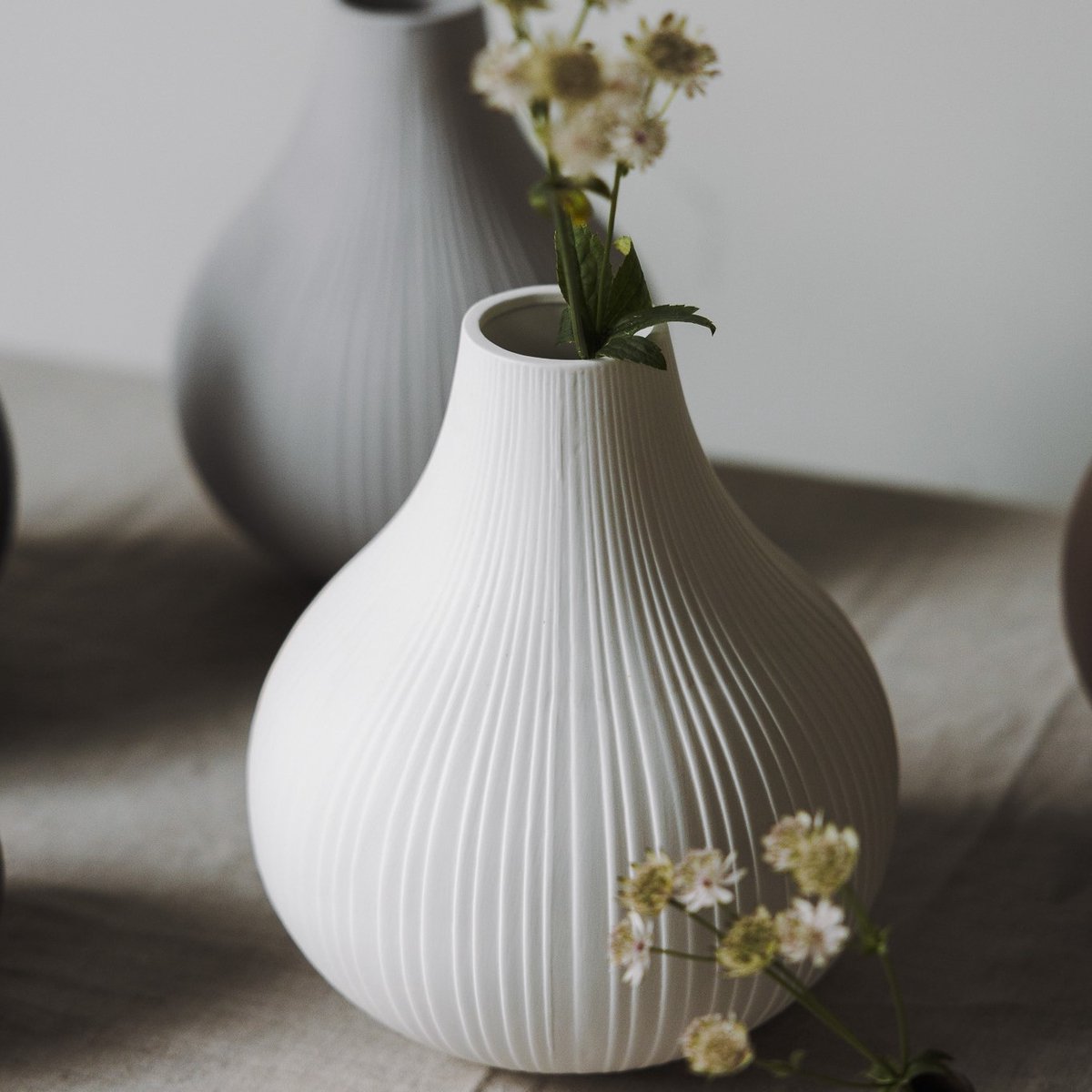 Storefactory Scandinavia Keramieken vaas Ekenäs | wit | 25 cm hoog