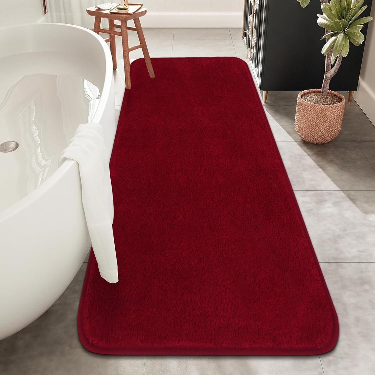 Famanu - Badkamermat, grote badmat 50 x 120 cm, voor badkamer, antislip badmatten voor badkamervloer, microvezel, absorberend badkamertapijt, rood tapijt