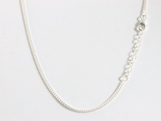 Collier en argent fin avec rubis