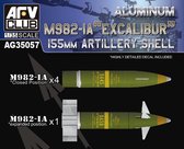 1:35 AFV Club AG35057 Aluminum M982-IA - Excalibur - 155mm Artillery Shell Plastic Modelbouwpakket