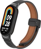 Leer Smartwatch bandje - Geschikt voor Xiaomi Smart Band 8 magnetisch leren bandje - zwart - Strap-it Horlogeband / Polsband / Armband