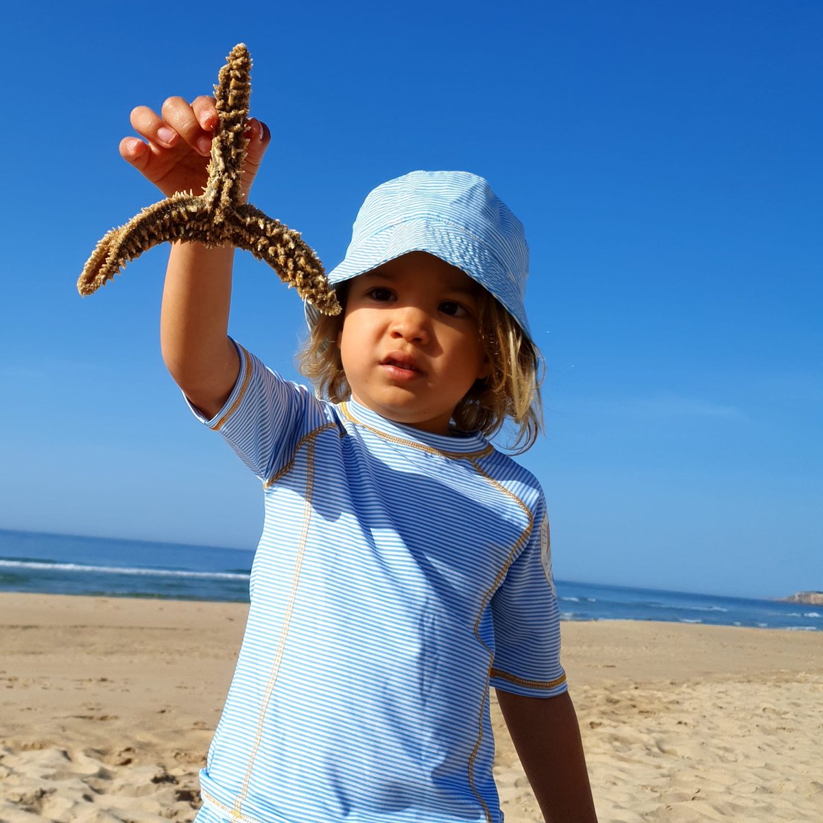 Ducksday - UV Zwemshirt - korte mouw - voor baby - unisex - True blue — afbeelding 7