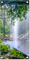 Tuinposter Jungle - Regenwoud - Water - Waterval - Planten - 30x60 cm - Tuindoek - Buitenposter