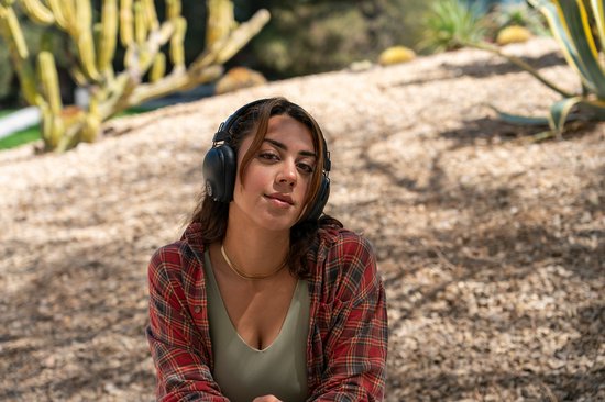 JLab Studio Pro ANC Draadloze Koptelefoon - Bluetooth - 45+ uur Speeltijd - Over Ear Hoofdtelefoon met Noise Cancelling