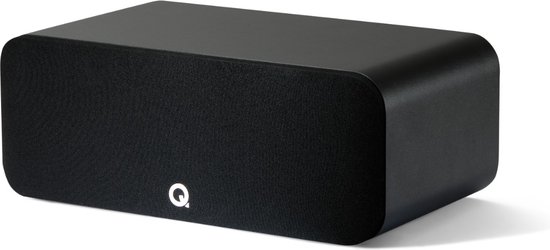 Zwarte centerspeaker met een stoffen voorkant en "Q Acoustics" logo.