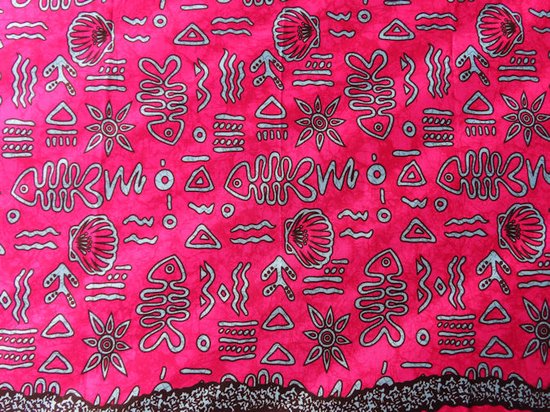 Hamamdoek, sarong, pareo, saunadoek, wikkeldoek, lengte 115 cm breedte 165 cm versierd met franjes.