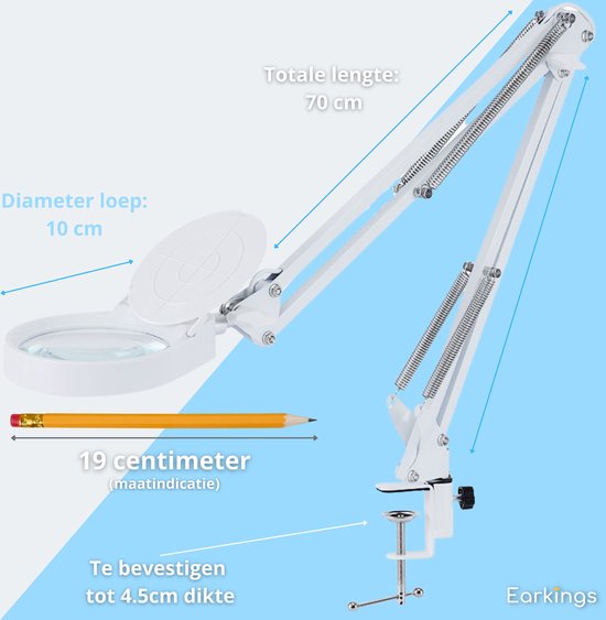Witte loeplamp met verstelbare arm, klemvoet. Afmetingen: 10 cm lensdiameter, 70 cm totale lengte, 4,5 cm maximale klembreedte.