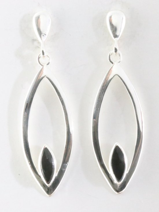 Lange opengewerkte zilveren oorstekers met onyx