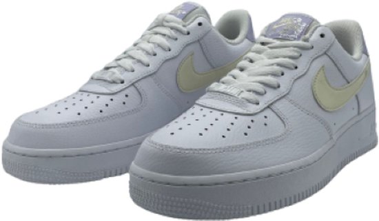 Nike WMNS Air force 1'07 - White - Coconut milk - maat 40