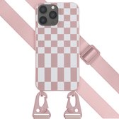 Selencia Hoesje Geschikt voor iPhone 13 Pro Max Hoesje Met Koord - Selencia Siliconen design hoesje met afneembaar koord - Roze / Irregular Check Sand Pink