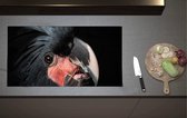 Inductieplaat Beschermer - Zwartkleurige Kaketoe Vogel tegen Zwarte Achtergrond - 90x52 cm - 2 mm Dik - Inductie Beschermer van Vinyl