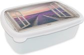 Broodtrommel Wit - Lunchbox - Brooddoos - Doorkijk - Lavendel - Bloemen - Hout - Zonsondergang - Paars - 18x12x6 cm - Volwassenen