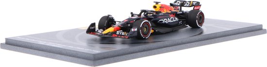 Red Bull Rrp Red Bull Racing RB18 Spark Modelauto 1:43 2022 Max Verstappen Oracle ...