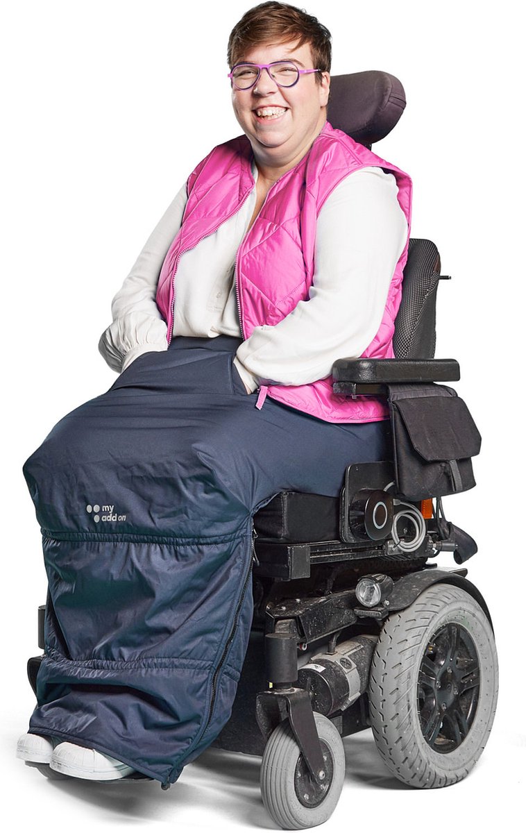 Goedkoopste MyBlanket Zomer L/XL, compact en licht, wind- en waterdicht rolstoeldeken, snel geplaatst zonder op te staan uit de rolstoel, voor manuele én elektrische rolstoel 38 x 24 x 8 cm 0,515 kg, wasbaar op 30°C - Night Blue met Paarse rits