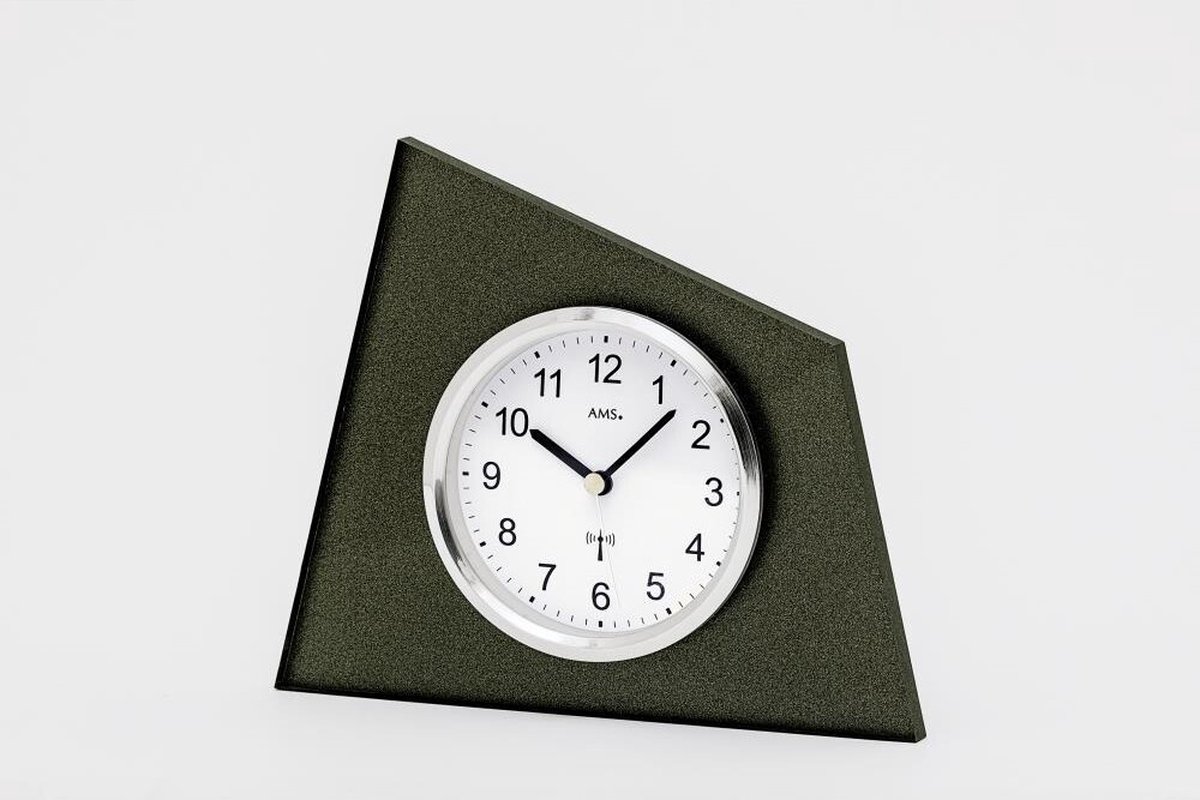 AMS horloge 5175A