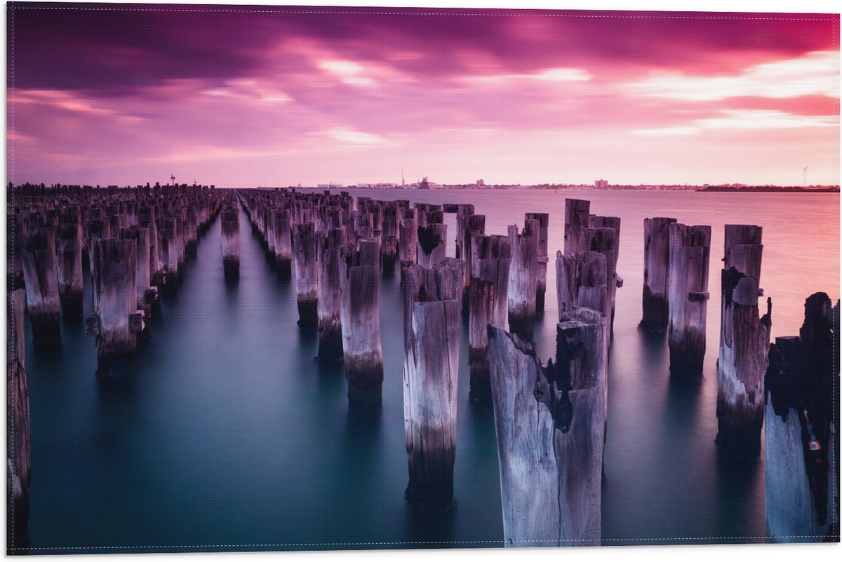 Vlag - Palen - Water - Hout - Zee - Kleuren - 60x40 cm Foto op Polyester Vlag