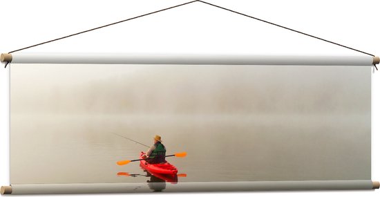 Textielposter - Man in Rode Kano op Mistig Meer - 120x40 cm Foto op Textiel