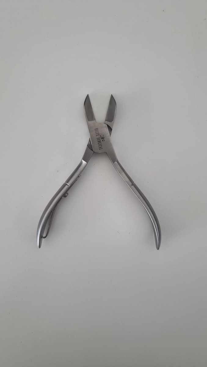 Goedkoopste Belux Surgical Instruments/ Nagelknipper- manicure en pedicure tang- 11.5cm