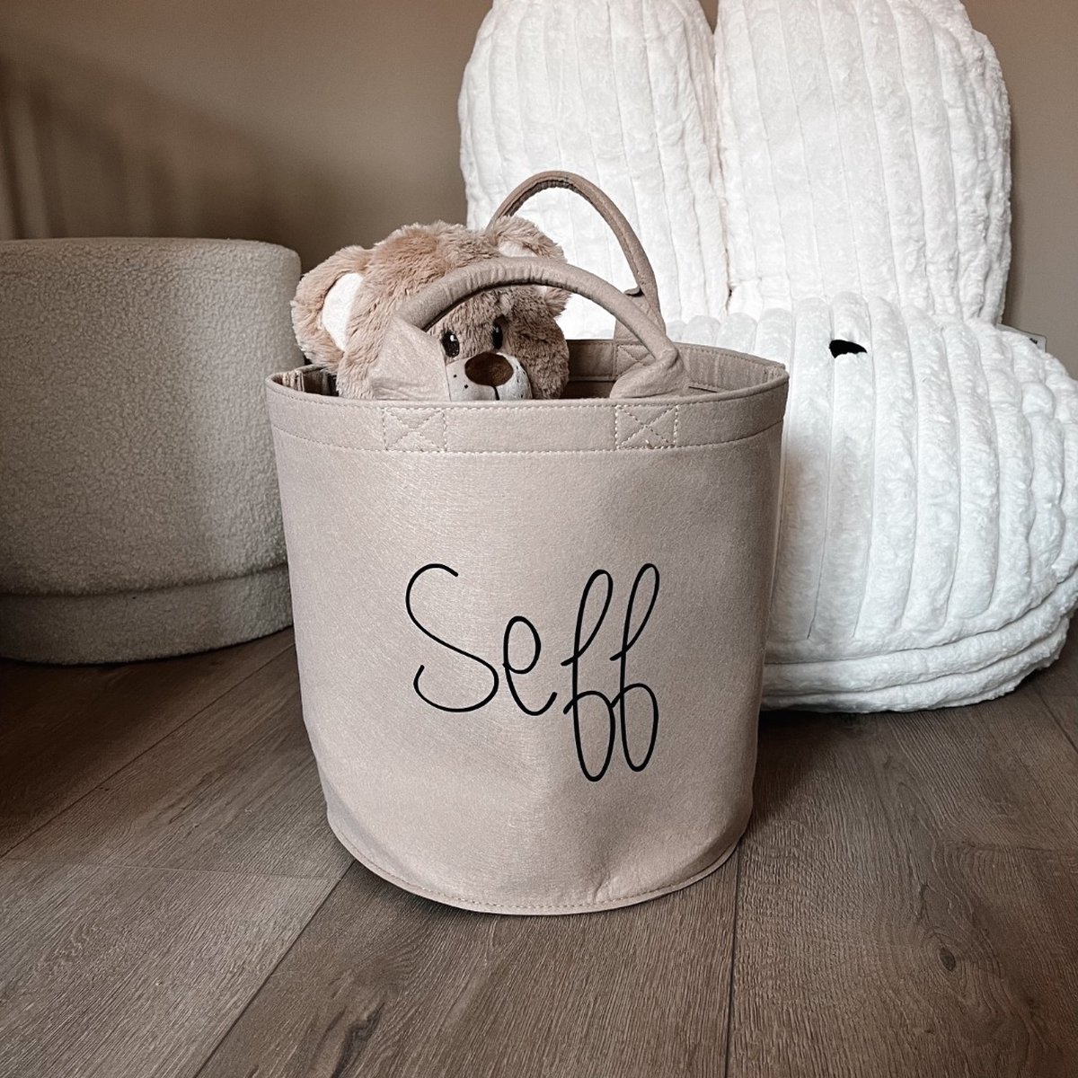 Opbergmand voor babykamer-kinderkamer-woonkamer-Bedrukte mand met naam-Persoonlijke opbergmand kind met naam-40x40cm-Sand