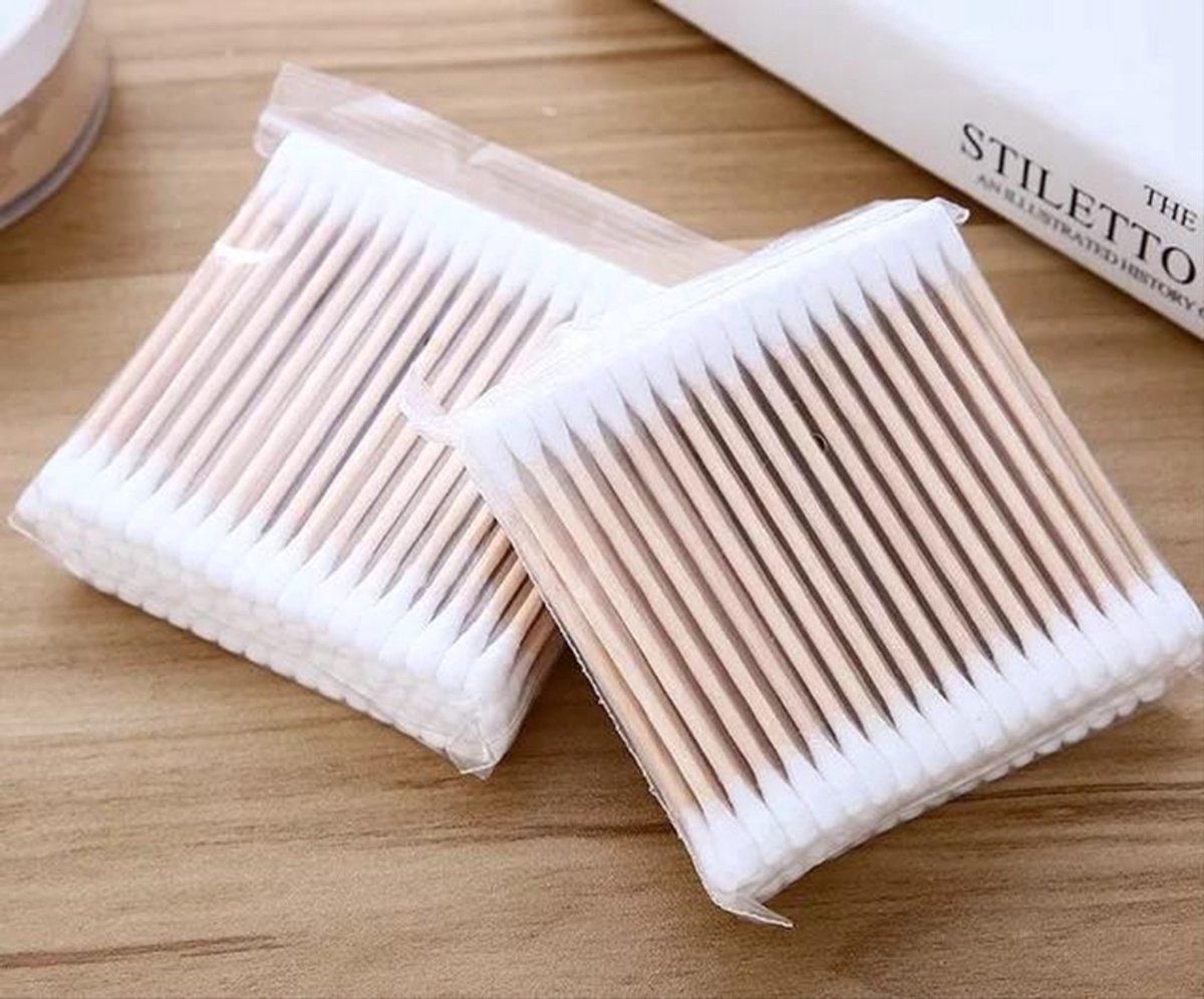 Goedkoopste CHPN - Wattenstaafjes - Wit/beige - 400 stuks - Oren schoonmaken - Watten staafje - Watjes - Schone oren - Make-up staafje - Gezicht reiniging