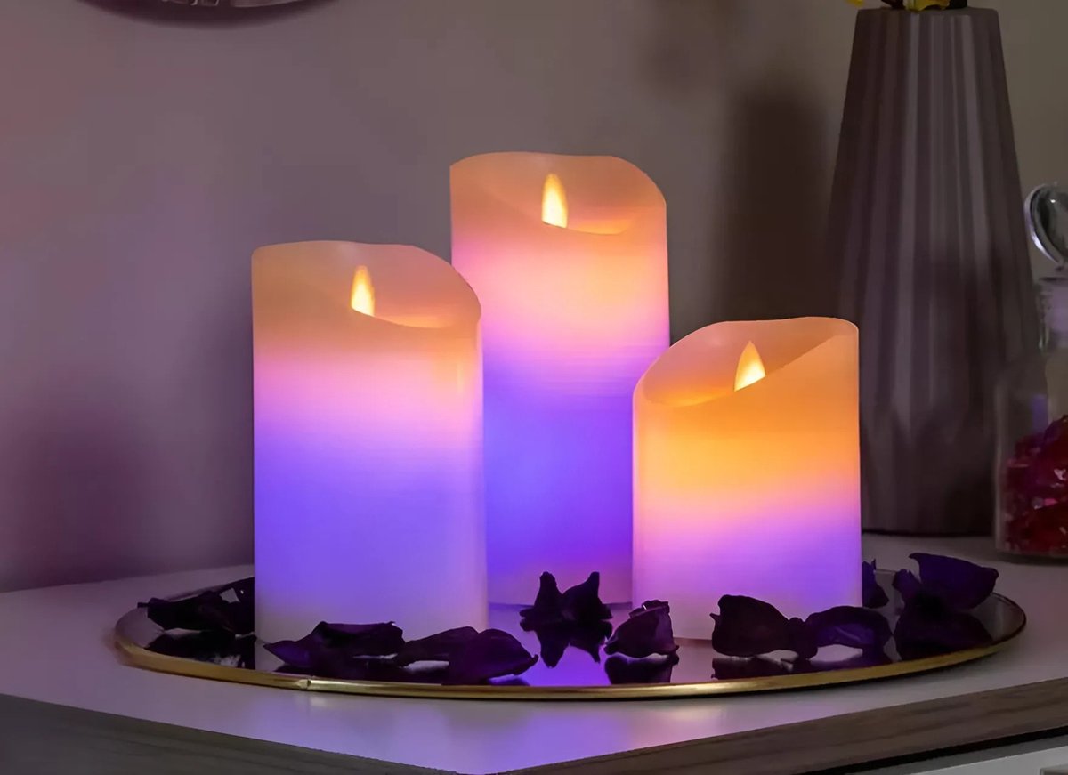 EXTSUD Led Theelicht 6 stuks Oplaadbare Theelichten met Oplaadbasis, Elektrische LED Theelichten Vlamloze Kaarsen Batterij Theelichten Flickering voor Kerst Bruiloft Halloween Party Home Decoraties