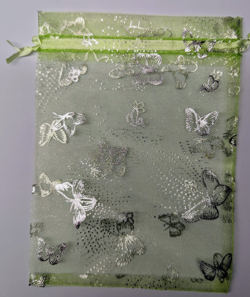 Organza zakjes - Mooi - 9 x 12 cm - 20 stuks – Prachtig – Delicaat – Snoep – Sieraden – Kleine cadeautjes – Decoratie – Feesten – Geschenkjes – GROEN MET VLINDERS - R 9x12
