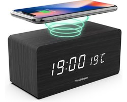foto van Vivid Green Houten Digitale Wekker met Draadloos Opladen - Wekkers Digitaal - Thermometer Functie - Alarm - QI Wireless Charger - Incl. Adapter