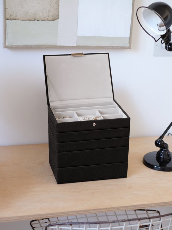 Stackers Zwart sieradendoosje klassiek sieradenvak voor ringen/armbanden