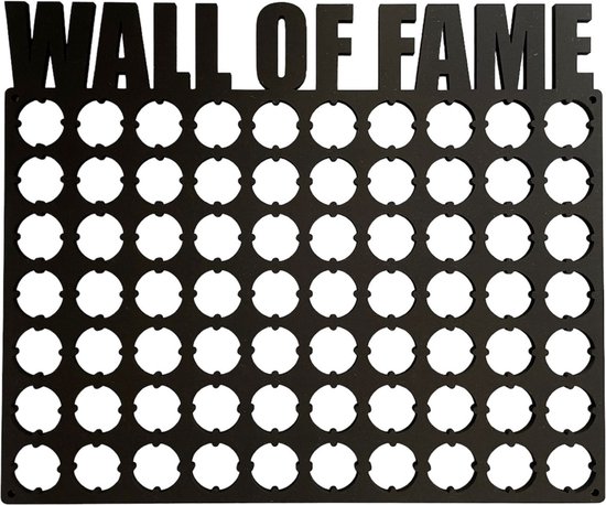 Zwarte "WALL OF FAME" bierkroonkurkenhouder met 60 openingen.